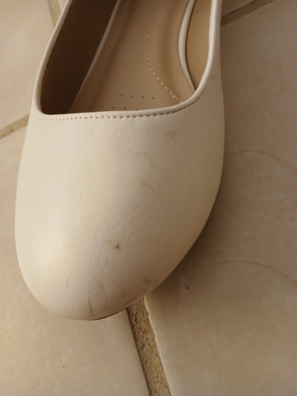White ballet flats with ankle straps - Picture 3 of 5